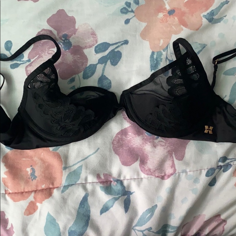 New Savage Fenty Bra